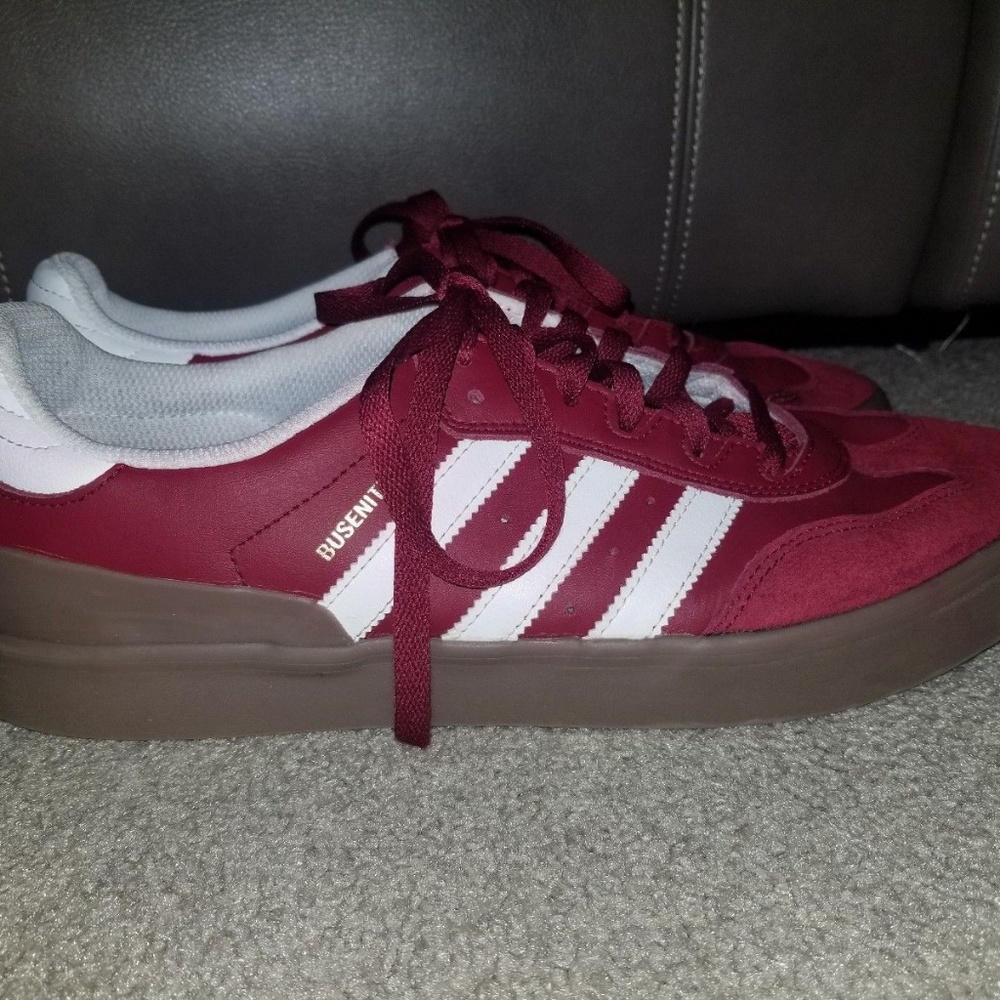 Adidas Busenitz Burgundy-Gum Size 12 used